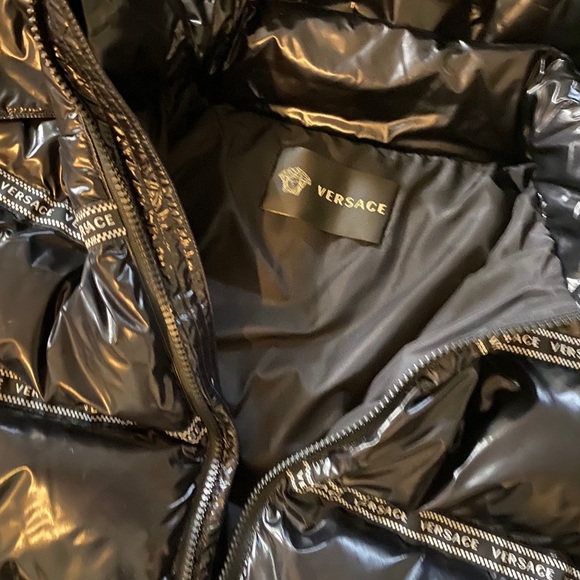 VERSACE puffer jacket - Picture 4 of 9